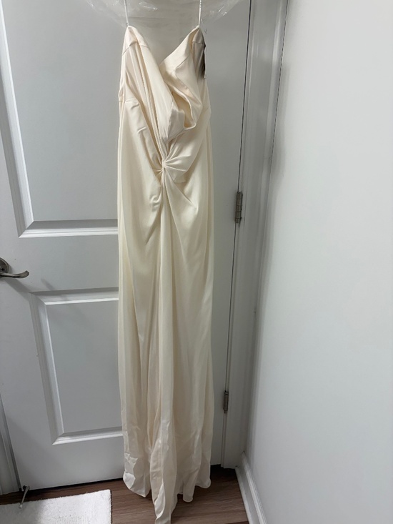 Nicole Miller Dresses & Skirts - NWT Nicole Miller Wedding Dress